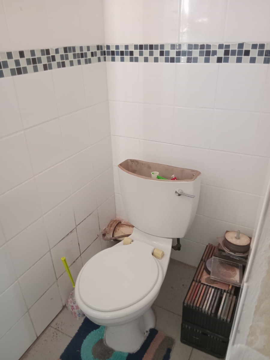 2 Bedroom Property for Sale in Kwa Nobuhle Eastern Cape